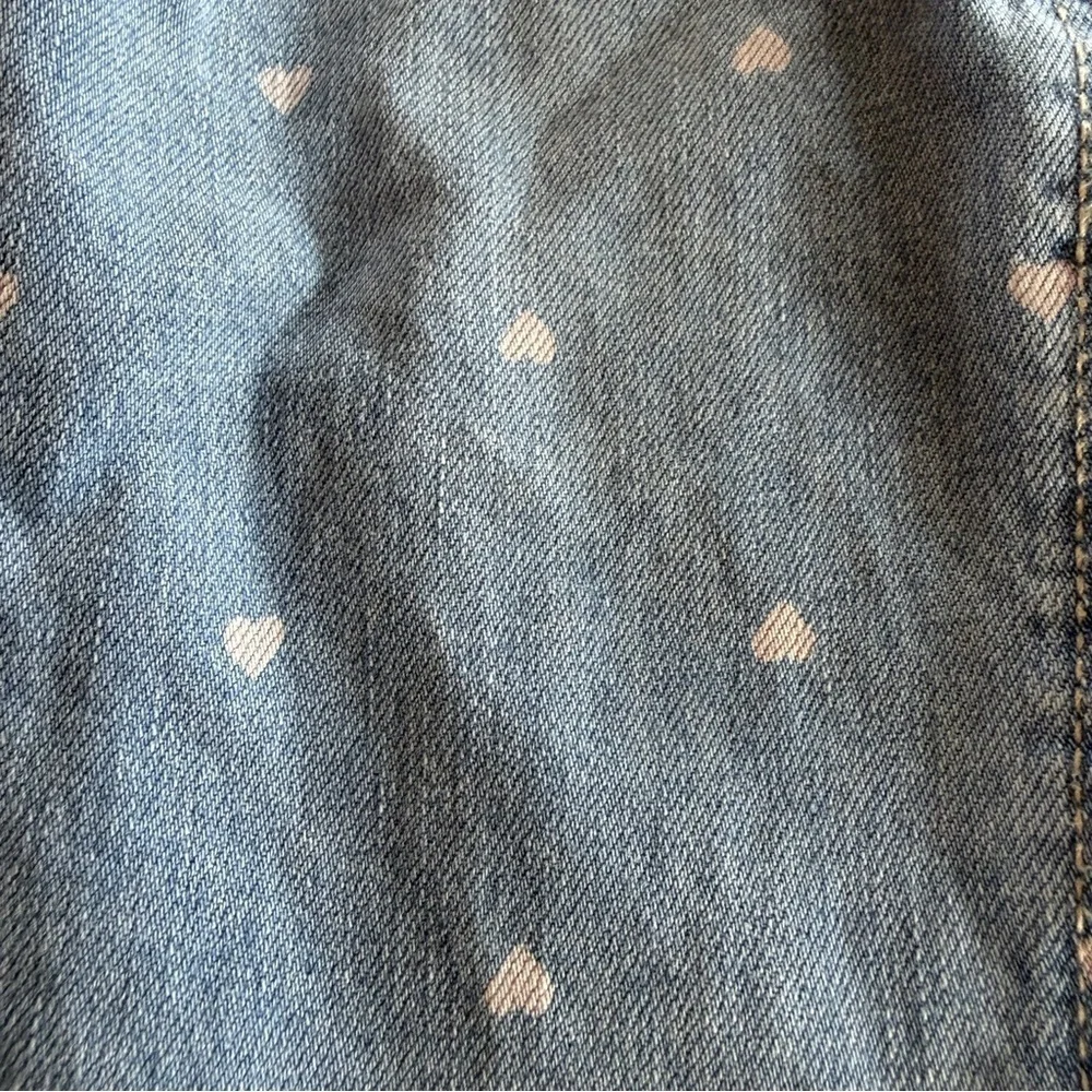 OshKosh B'Gosh Vestbak Girl's Light Blue Denim Overalls Heart Pattern Sz 4T